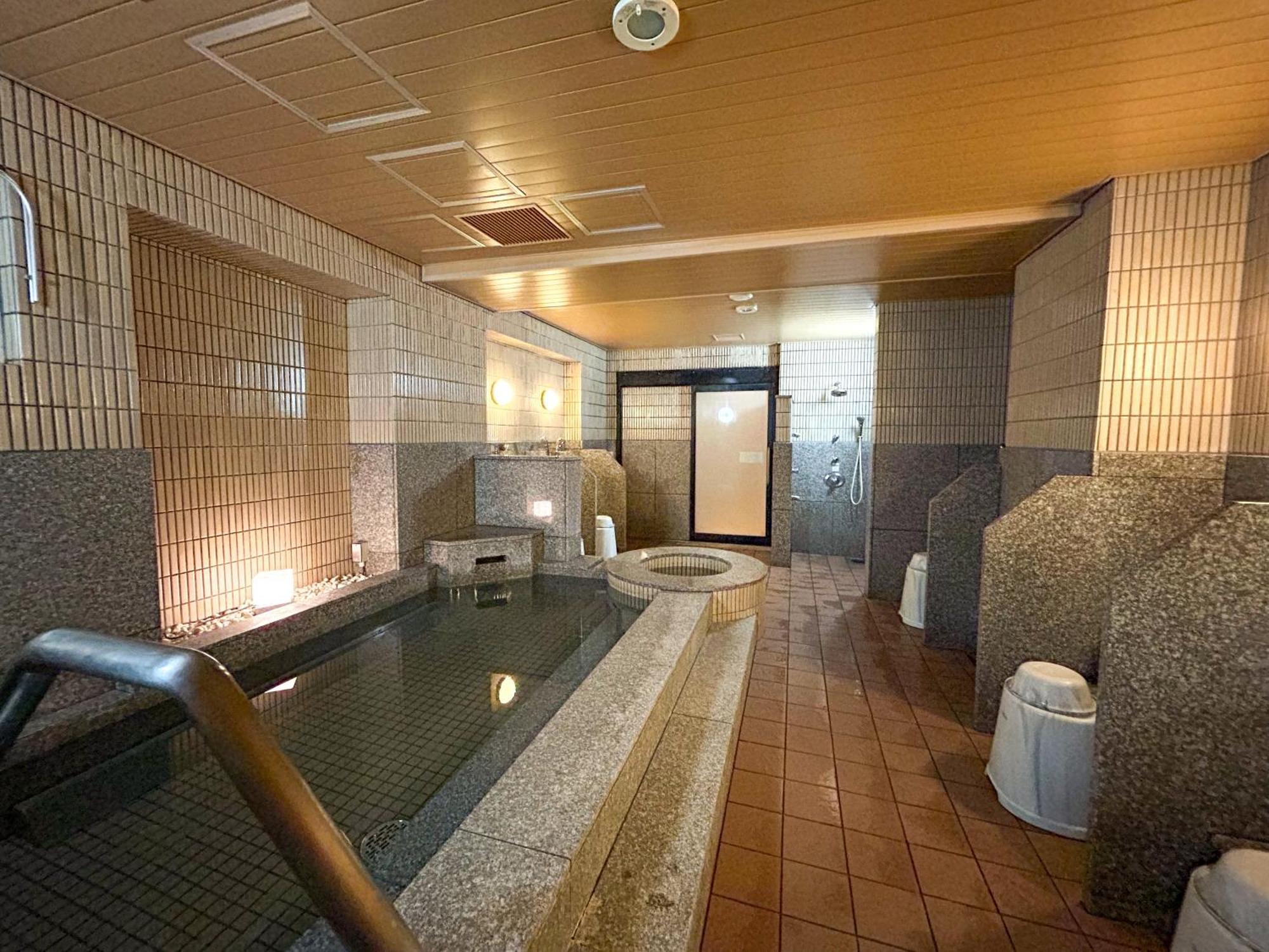 Apa Matsuyama Naha